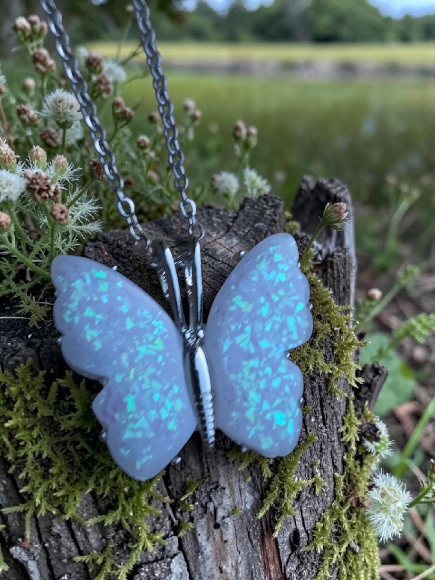 Glitter Faux Opal Necklace